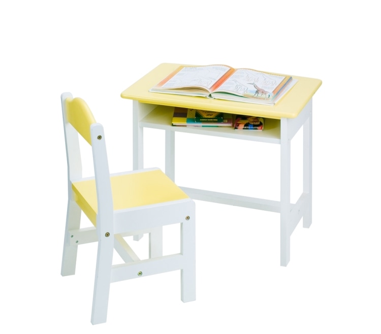 Как выбрать стол для первоклассника - удобные стол и стул для первоклассника