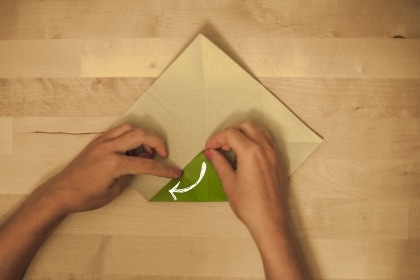Чудо оригами - сворачивание бумаги - шаг 1